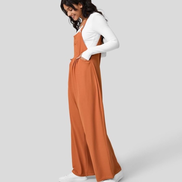 Halara Jumpsuit new - Picture 3 of 6